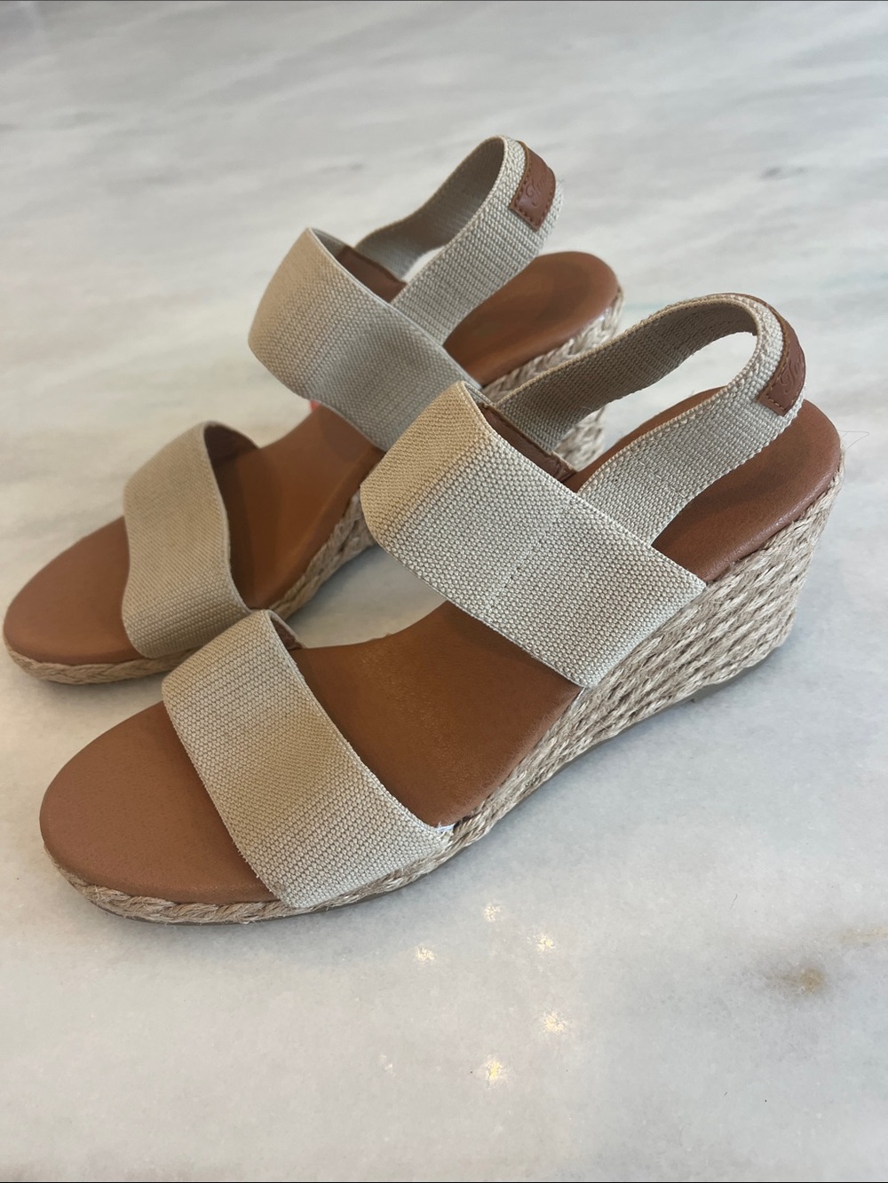 NWT Tommy Bahama André Assous Allison Stretch-Linen Wedges Size 8 - Picture 6 of 12